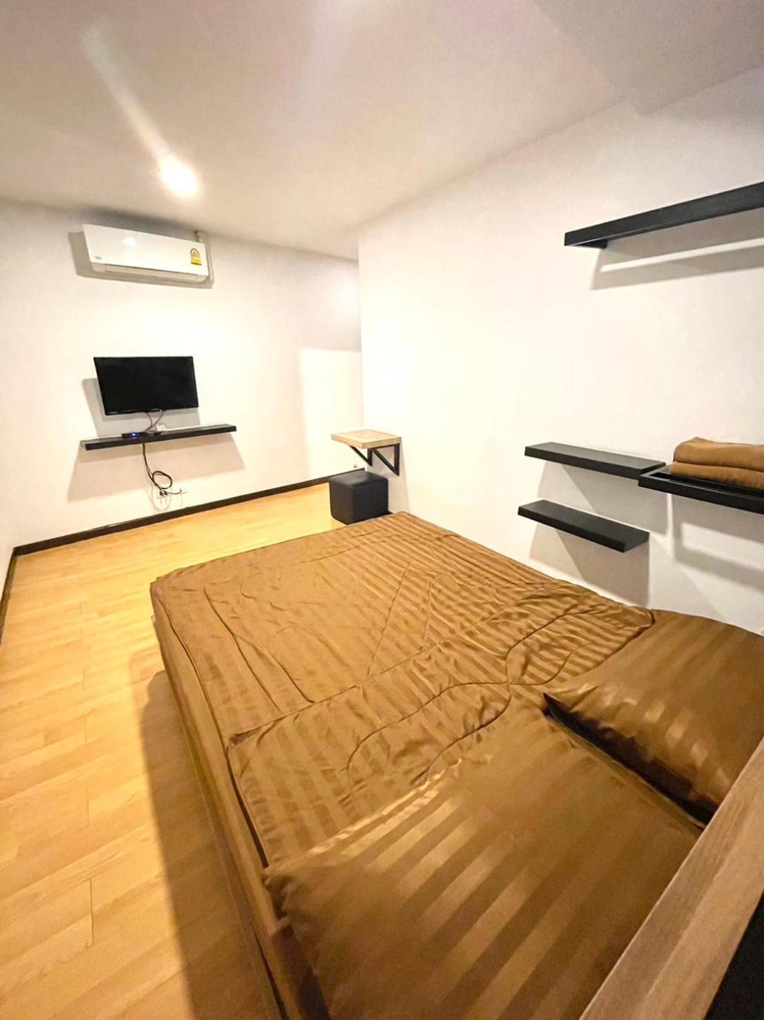 Inn Trog And Inn Soi (Adults Only) Bangkok Zewnętrze zdjęcie
