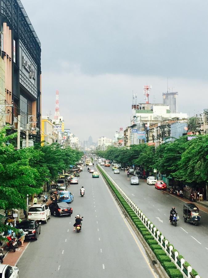 Inn Trog And Inn Soi (Adults Only) Bangkok Zewnętrze zdjęcie